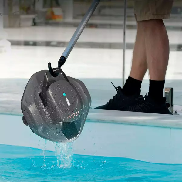 Imagen miniatura de ROBOT LIMPIADOR DE PISCINA AIPER SEAGULL 800B